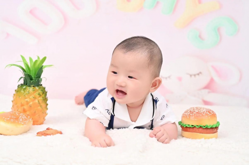 随州宝宝脸上有红疙瘩 随州宝宝脸上有红疙瘩